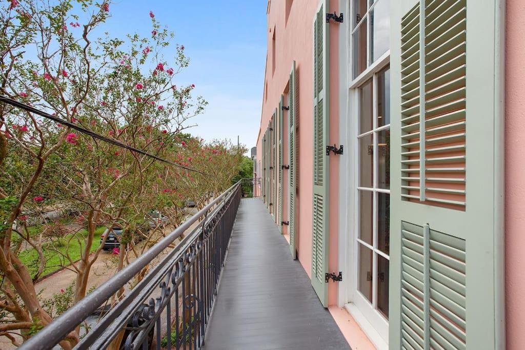 Fab 1838 Garden District 5Br With Parking And Balcony Apartment New Orleans Ngoại thất bức ảnh